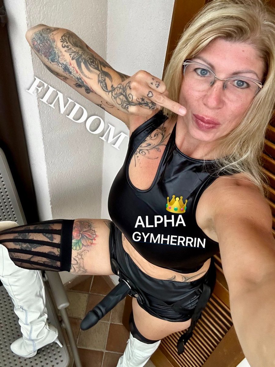 flofloslavey's tweet photo. 🔥🔥🔥

Die göttliche Alpha GYMHERRIN @BMilfbs steht über jedem Mann! 🔥❤️

Alle Zahlschweine dürfen jetzt für die Herrin nackt und auf Knien abdrücken! 💸💸

Sie wird euch gnadenlos ausnehmen und ihr findets auch noch geil 😈⛓️🔥

🔥🔥🔥 https://t.co/IWsEZCYePa