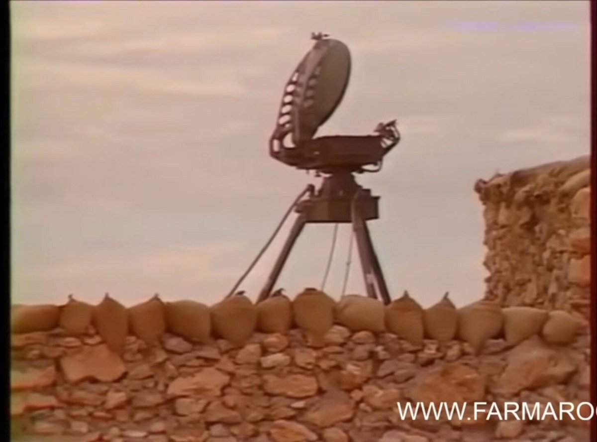 KOMARMIES's tweet photo. #Moroccan #Sahara #BackToPast 70/80's
BOR-A-550 Land #Radar, deployed in southern area from 70's to 90's for the surveillance of large saharian expanses.
🇲🇦الله - الوطن - الملك🇲🇦 https://t.co/etcrPM6Utd