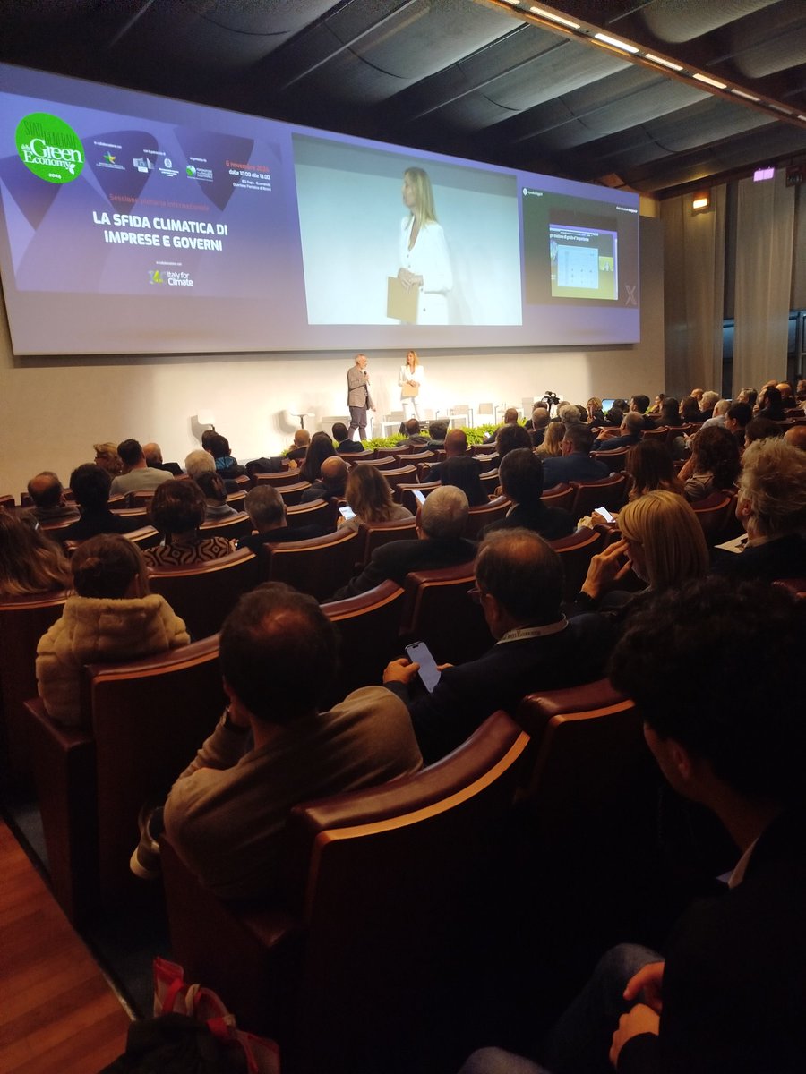 Sono ripartiti i lavori nello stand <a href="/Itelyum/">Itelyum</a> per la fiera <a href="/Ecomondo/">Ecomondo</a>. Gli <a href="/statigreen/">Stati Green Economy</a> a breve ospiteranno <a href="/MarcoCodognola/">MARCO</a> AD <a href="/Itelyum/">Itelyum</a> sul tema delle sfide per la #transizionecologica colta dalle imprese attraverso tecnologia e innovazione <a href="/susdefItalia/">Fondazione per lo Sviluppo Sostenibile</a> #6novembre