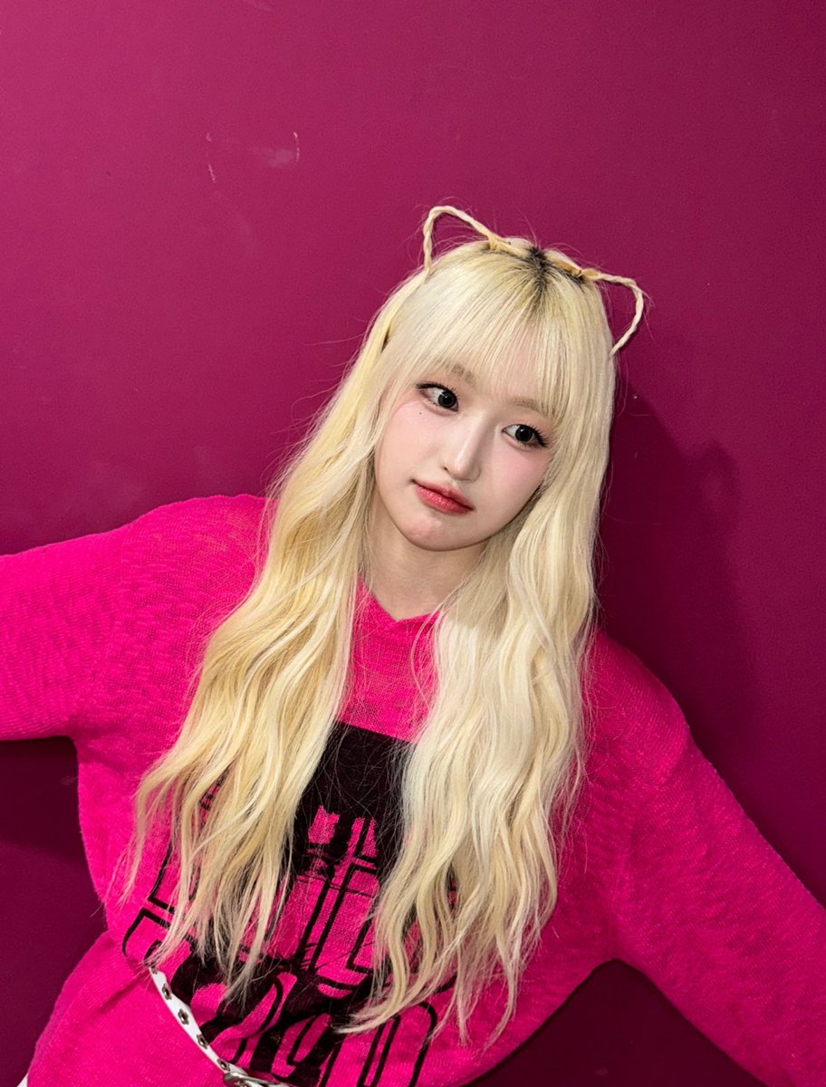 Say_reni_'s tweet photo. 솔직히 말해
너 고양이지 .. https://t.co/HwLPY6Vr1a