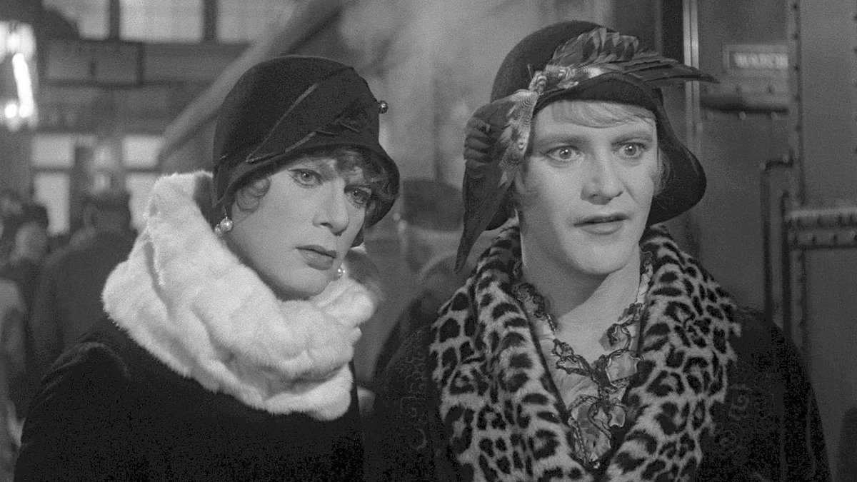 empiremagazine's tweet image. For anyone that needs it today: Empire's list of the best feel-good movies.

Read it here: empireonline.com/movies/feature…