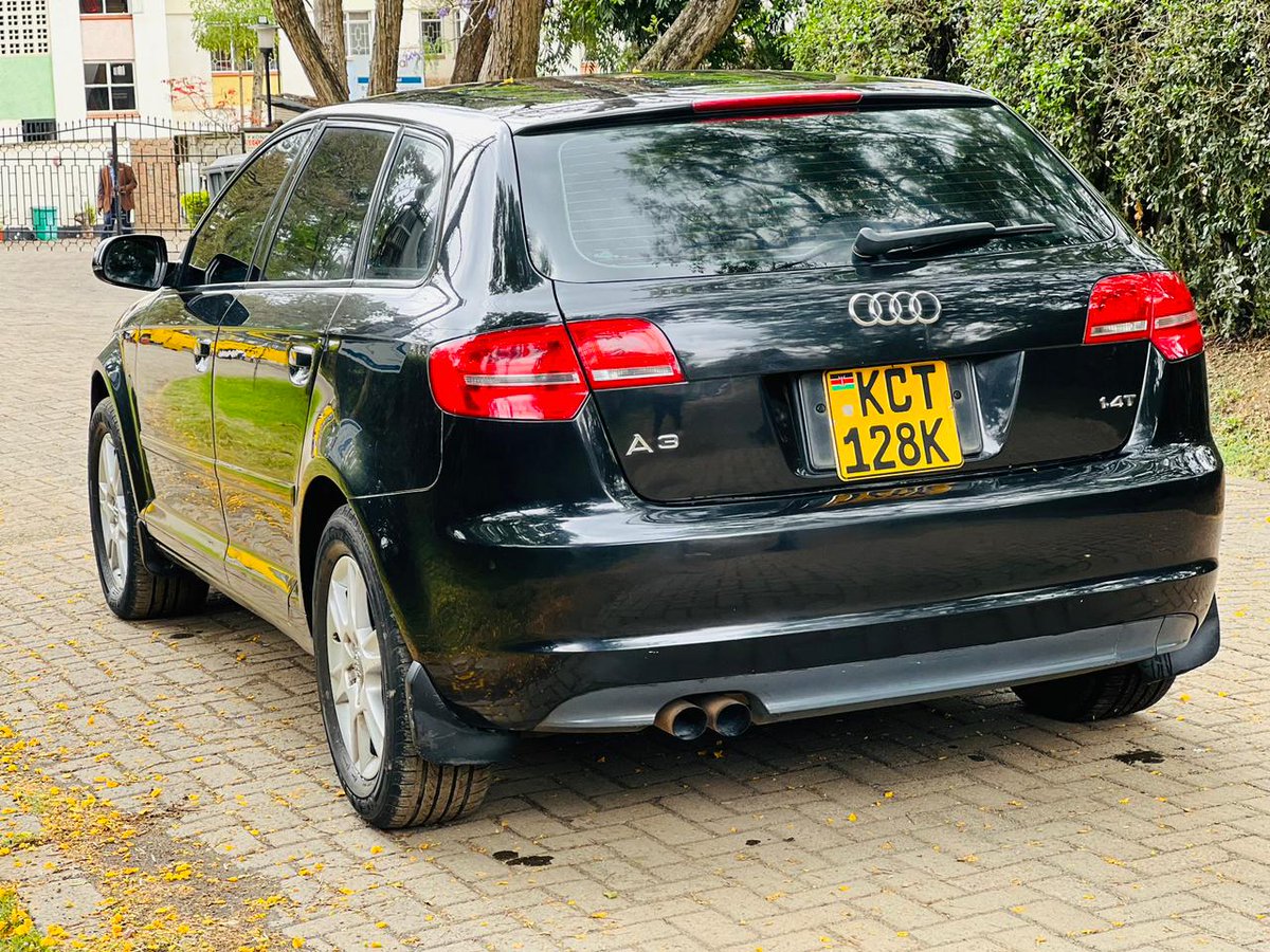 BigJs_Motors's tweet image. Sleek and Stylish 🚗
Model: Audi A3 | 2012
Engine: 1.4l Petrol
Features: Full Spec
Price: 1,050,000/=
Caption: "Upgrade your commute with the A3 – where style meets performance. Safety, luxury, and affordability in one sleek package. #ExploreWithBigJs #audi #a3
