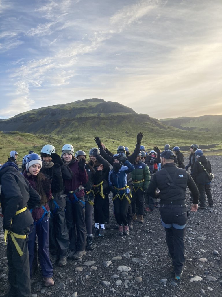 HH_SeniorSchool's tweet photo. Getting our crampons on - about to set off on our glacier hike!! https://t.co/HSjcpdAMA3