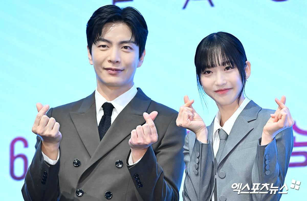 k_dramaindo_'s tweet photo. Konferensi pers KBS #FaceMe 

#LeeMinKi #HanJiHyun #LeeYiKyung  #JeonBaeSoo https://t.co/XPDFwEt6WH