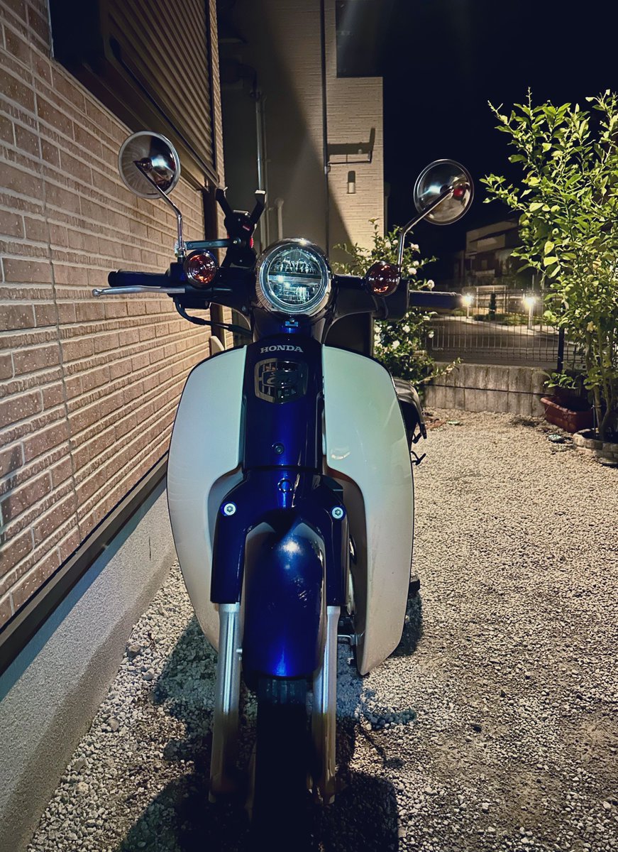 ミラー変えるとだいぶ印象変わるね
いいじゃないの