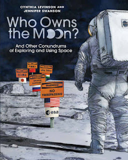 Melissa Stewart (@mstewartscience) on Twitter photo Teachers! Librarians!
Here's a #MGlit #nonfiction book you won't want to miss.
Who Owns the Moon? by <a href="/cylev/">Cynthia Levinson</a> & <a href="/JenSwanBooks/">🚀🌊Jennifer Swanson- Children's author</a>
tinyurl.com/2p8xhab5 Teachers! Librarians!
Here's a #MGlit #nonfiction book you won't want to miss.
Who Owns the Moon? by <a href="/cylev/">Cynthia Levinson</a> & <a href="/JenSwanBooks/">🚀🌊Jennifer Swanson- Children's author</a>
tinyurl.com/2p8xhab5