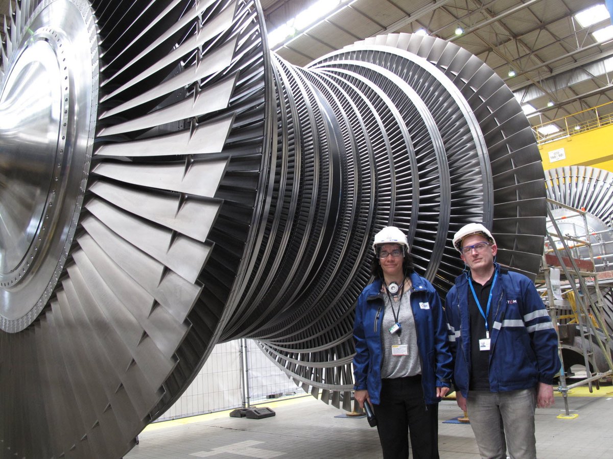 BDJ642's tweet photo. @Mnementh85 @PHeudebert @Sonic_urticant Ben, les turbines 🤔 , c'est des chars à bras ? https://t.co/mishYllsON