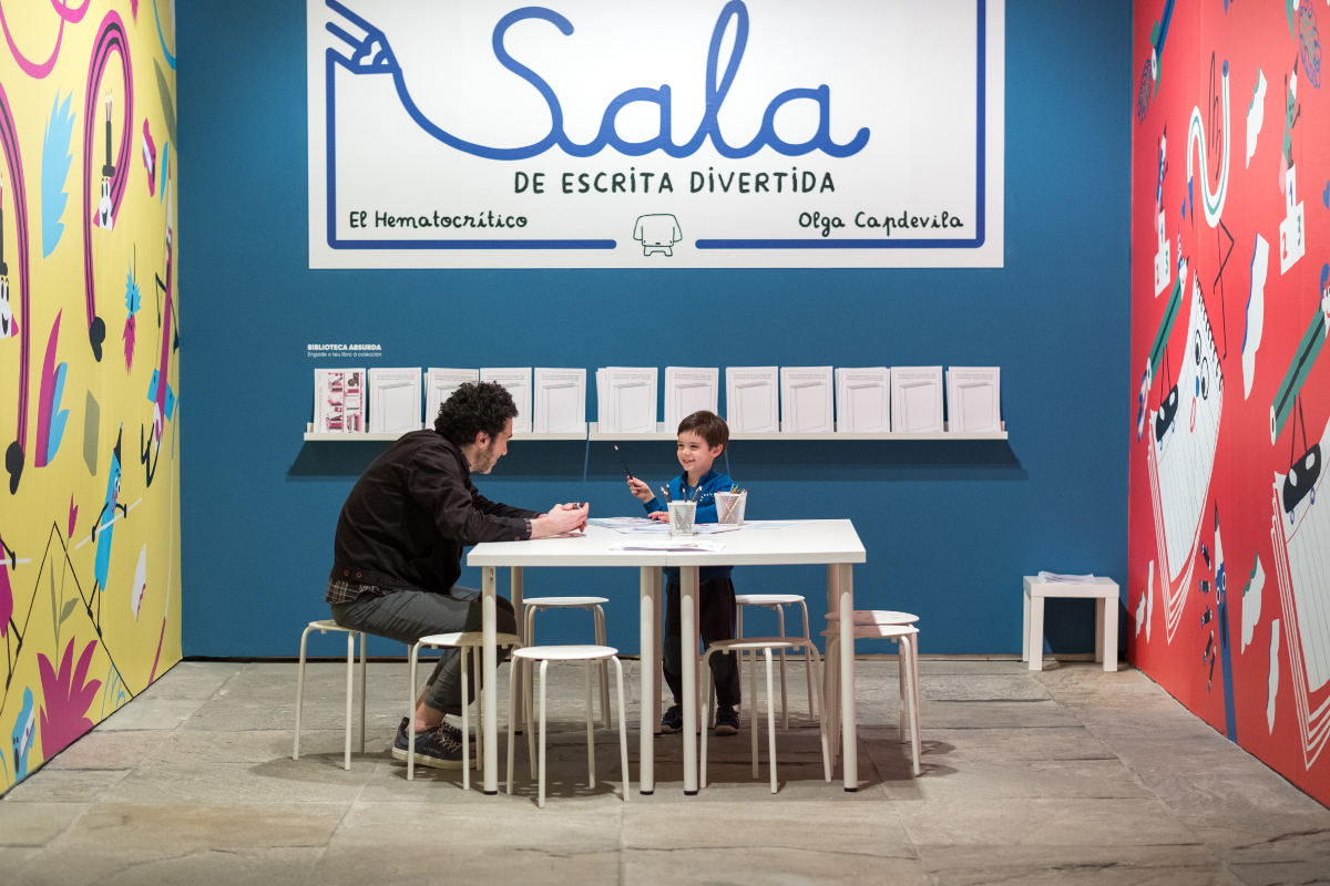 Hematocrítico Ilustrado abriu as súas portas na sala de exposicións de <a href="/Palexco/">Palexco</a> ✏️ Unha noite chea de emocións inaugurou esta visita pola obra de Miguel a través das ilustracións que acompañaron a súa explosión literaria.

🗓️ Mostra aberta ata o 6 de xaneiro
👥 Todos os públicos