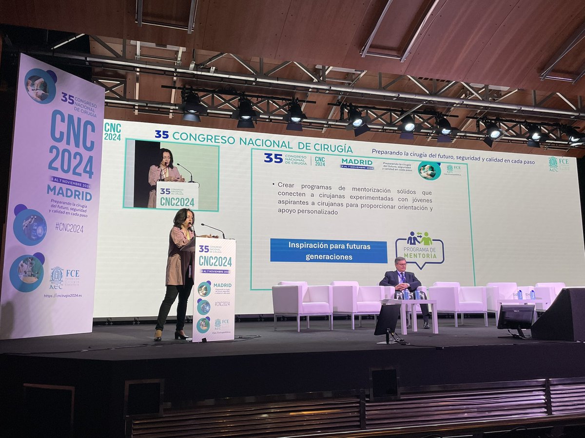 jgseptiem's tweet photo. Excelente conferencia de @elenamartin2222 sobre “El rol de la mujer en la cirugía” en #CNC2024 @aecirujanos https://t.co/oqDI3qoSfi