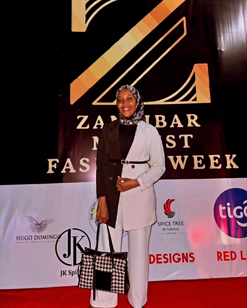 🗓10 AUG 2024 
📍FORODHANI GARDEN

"Dress for the occasion, not for the temperature"

I was an emcee at the official launching event of the ZANZIBAR MODEST FASHION WEEK @zanzibarmodestfashionweek by @jazzy_mcqueens