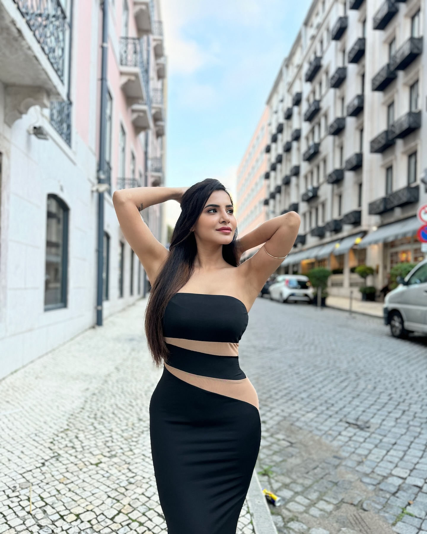 GbsuJbHWoA4w8gY?format=jpg&name=large