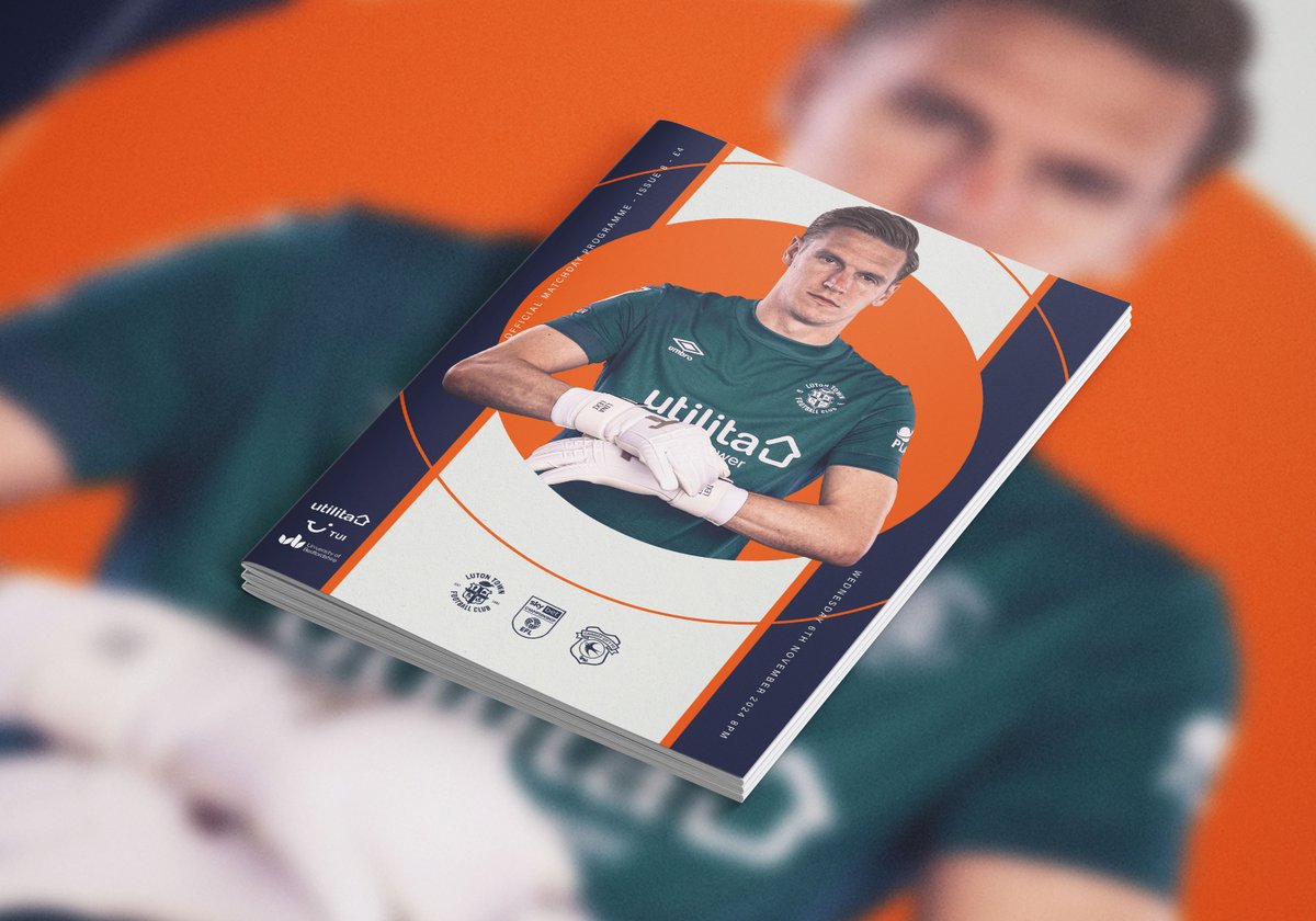 thegraphicbomb's tweet image. The man with the gloves 🧤🔥📙

@wearelutontown @MattAquino_ @_TeamsLikeLuton
#LTFC #LUTON #PROGRAMMES