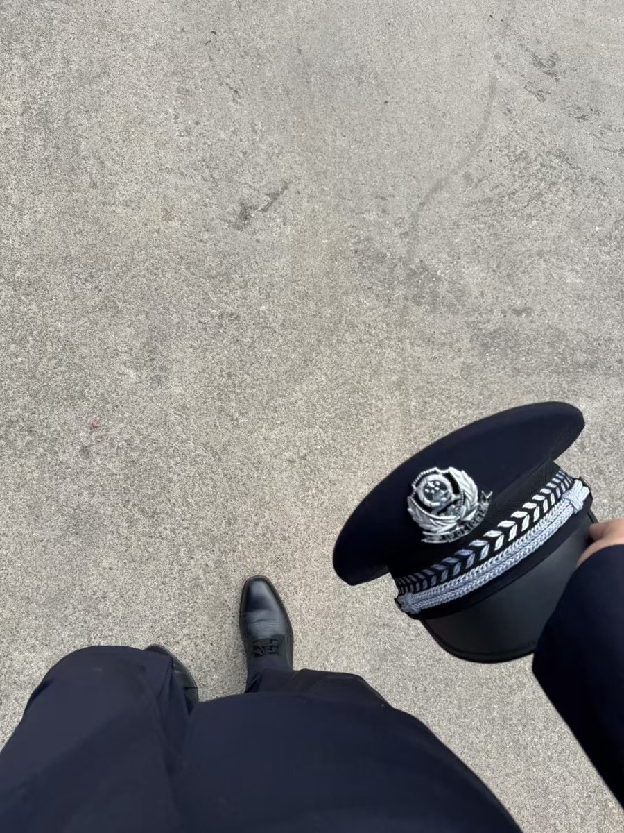 Shawn（接推 tweet media