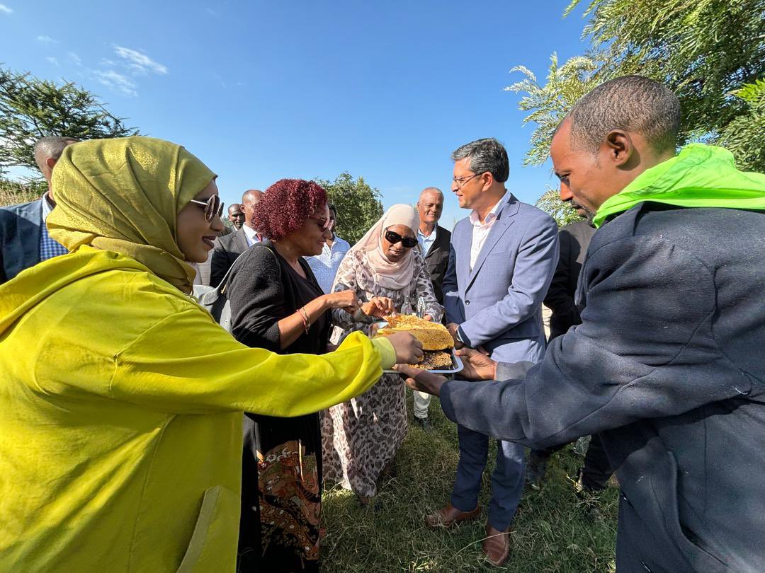 msalim66's tweet photo. I had the pleasure of tasting Kebede’s honey; a beneficiary of UPSNJP. His dedication and hard work shines through every drop #SustainableLivelihoods #Ethiopia https://t.co/CrWT12OK69