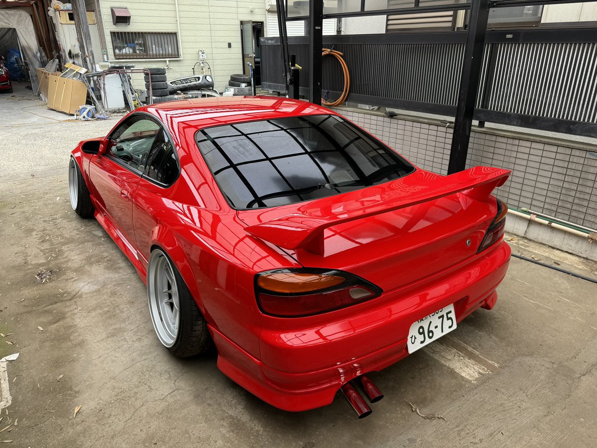 年越しに向けてコーティング依頼募集します🫡
業販レベルの価格です🥲
あと僕のシルビア綺麗でしょって自慢🌞