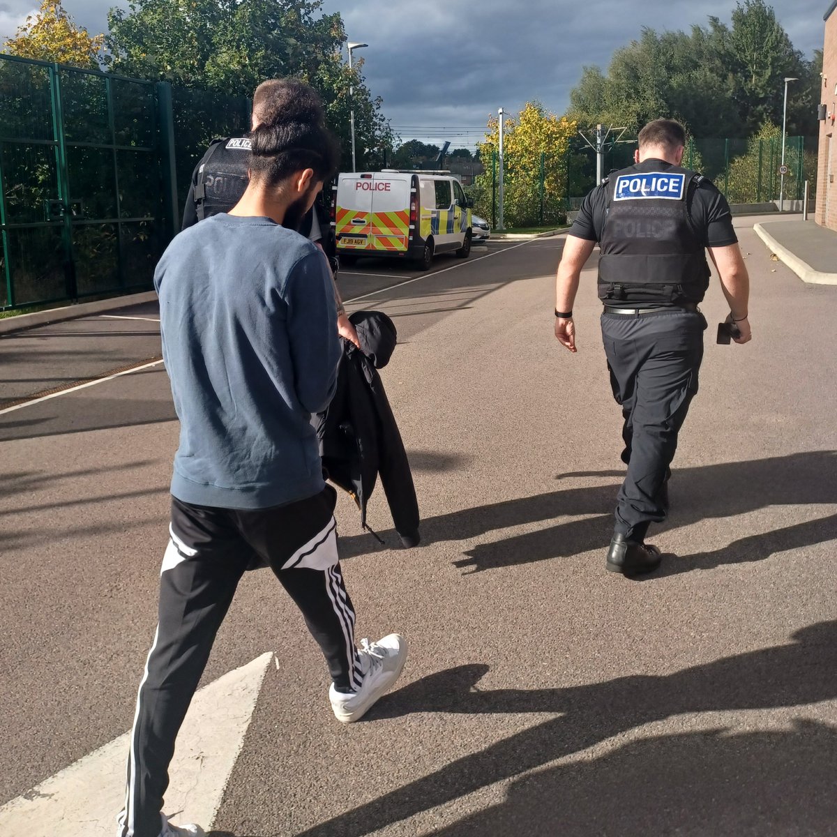 NCA_UK's tweet image. The NCA has arrested nine people in the UK as it collaborated with international partners on @INTERPOL_HQ's  largest-ever operation targeting people smuggling and human trafficking.

FULL STORY ➡️ nationalcrimeagency.gov.uk/news/nine-nca-…

#INTERPOLGA