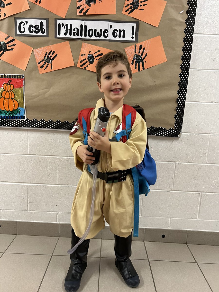 C’est l’Hallowe’en !👻🎃🦇🍬🕸️🍫 (a little late but we had a blast at the Dance-A-Thon)😄 <a href="/stpetersmilton/">St. Peter C.E.S.</a>