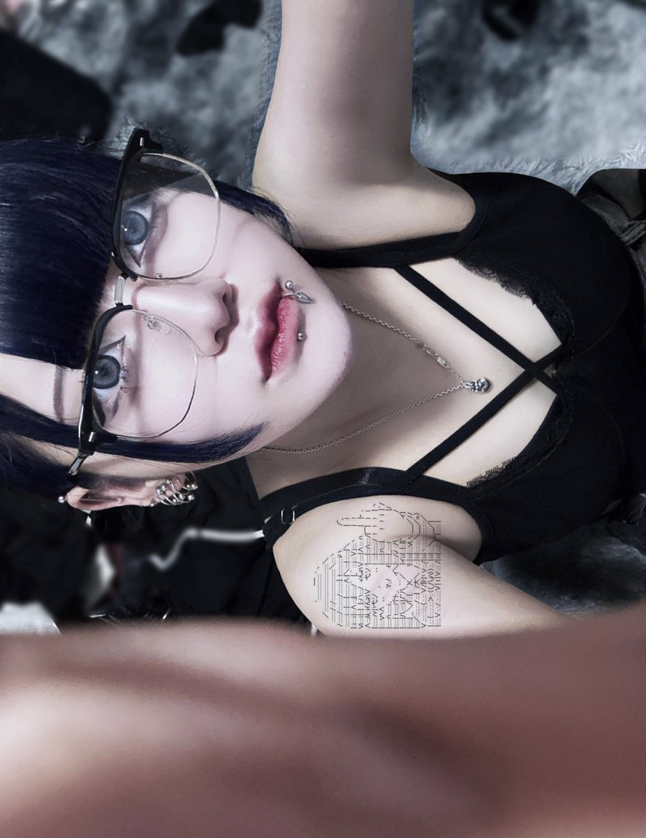 _1i5Vi0lENCE_'s tweet photo. 2015.4.29 https://t.co/QBmJJzbgfL