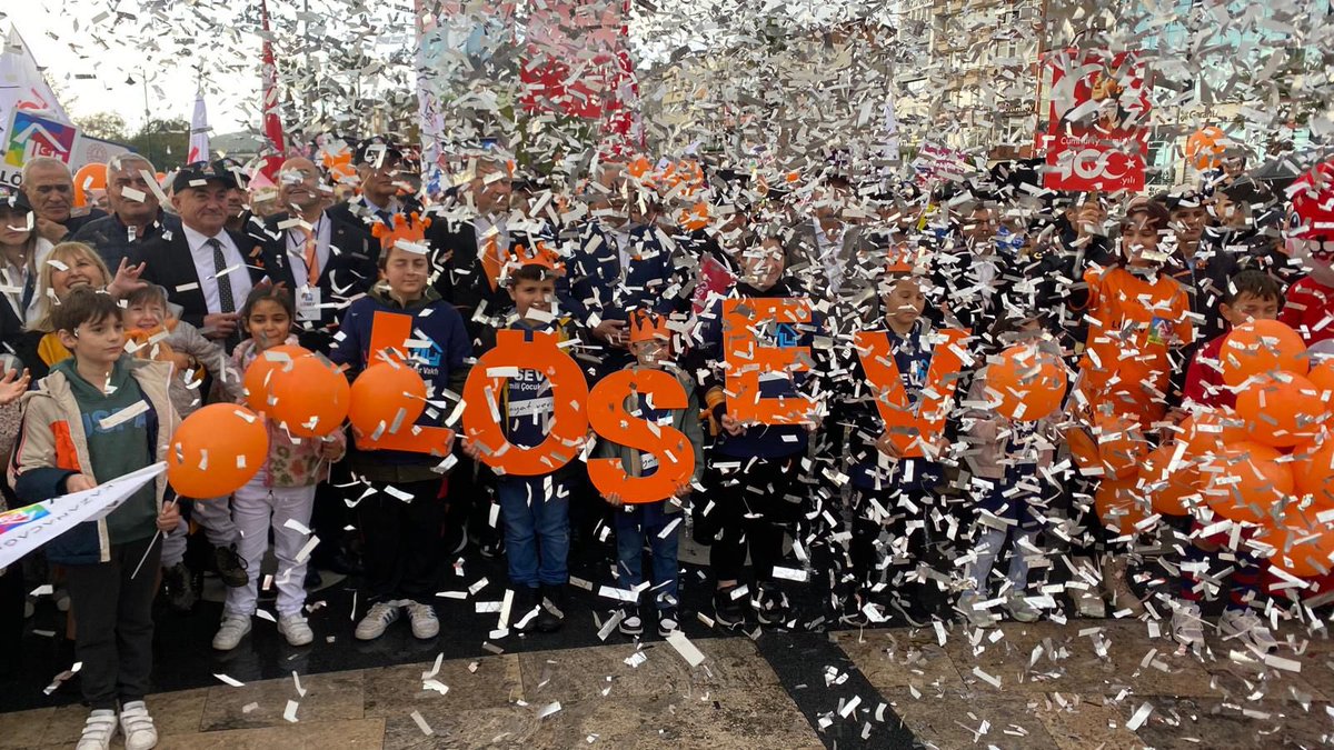 Tüm Türkiye'yi turuncuya boyuyoruz🧡

#BizKazanacağızLÖSEV 
<a href="/losev1998/">LÖSEV</a> <a href="/ustunezer/">Dr. Üstün EZER</a> <a href="/hulya_unver/">Hülya ÜNVER</a> <a href="/julidearifoglu/">Dr.Julide Arifoğlu</a> <a href="/BusraGungorSHU/">Büşra Güngör..</a>