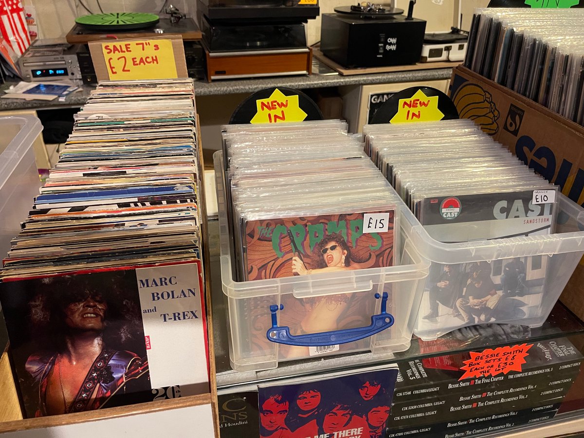 noiseannoys78 (@noiseannoys78) on Twitter photo Progress report..2 new boxes of priced 7”s & a box of £2 bargains now on the counter. Thousands more still to be sorted. Progress report..2 new boxes of priced 7”s & a box of £2 bargains now on the counter. Thousands more still to be sorted.