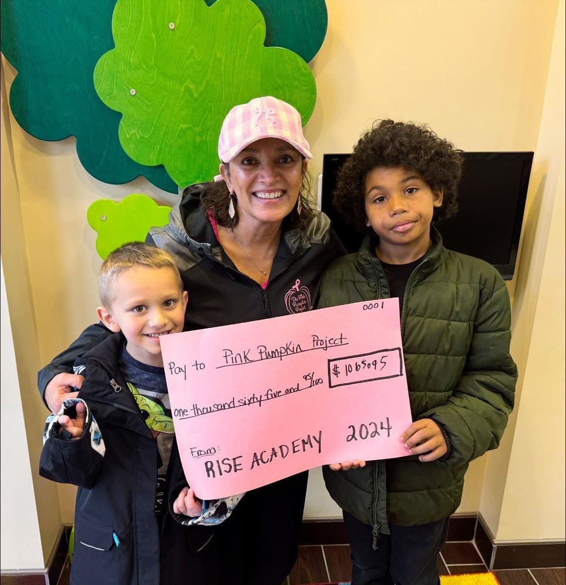 PinkPumpkin48's tweet photo. THANK YOU RISE ACADEMY for your continued support!!

The school’s collection of change and other donations totaled $1,065.95!!!
They brought in a bucket of change over $300!!!

Thank you again for your generous donation!! https://t.co/Mc0LH52yLP