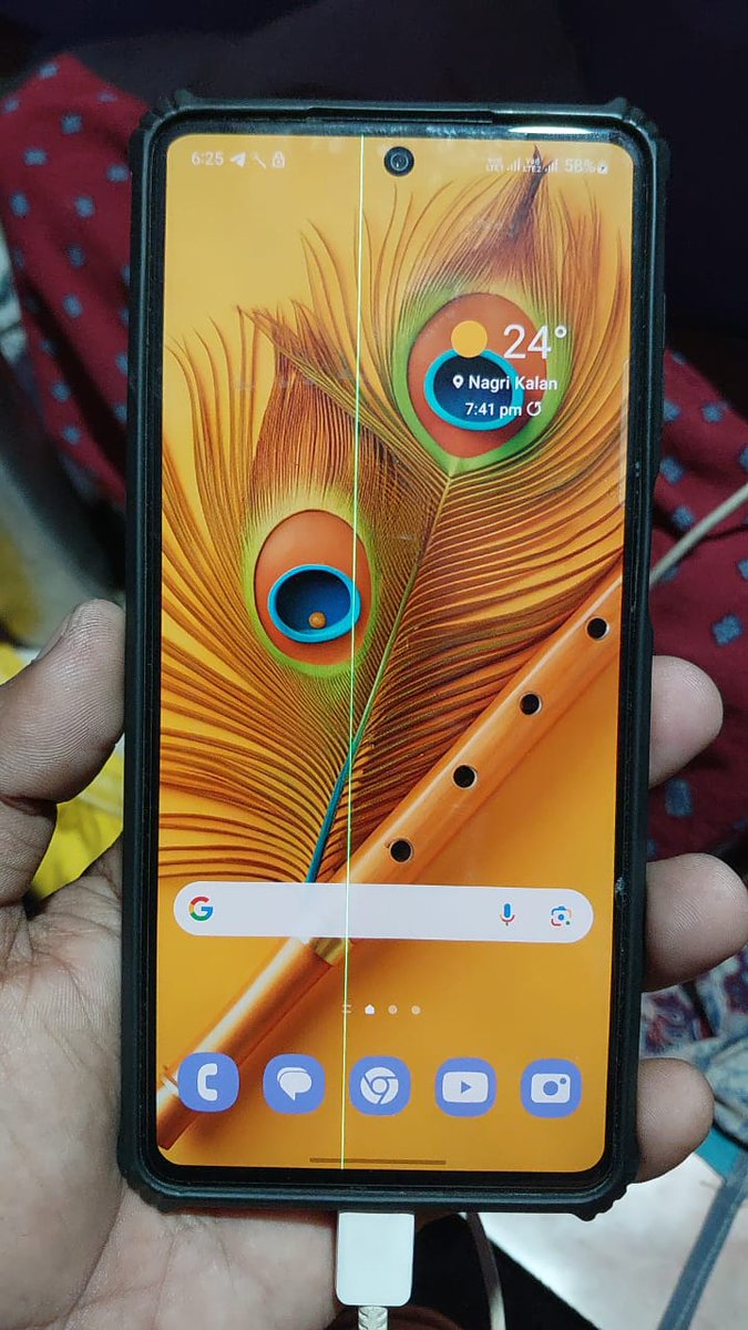 barnwalranjan15's tweet photo. @its__avii @SamsungIndia @GyanTherapy @yabhishekhd @Trolling_isart @heyitsyogesh @stufflistings Today I also have the same problem in m52 5g @SamsungIndia @gyantherap please do something almost most of the m52 device got same problem in last 2-3month https://t.co/TxAU748wwk