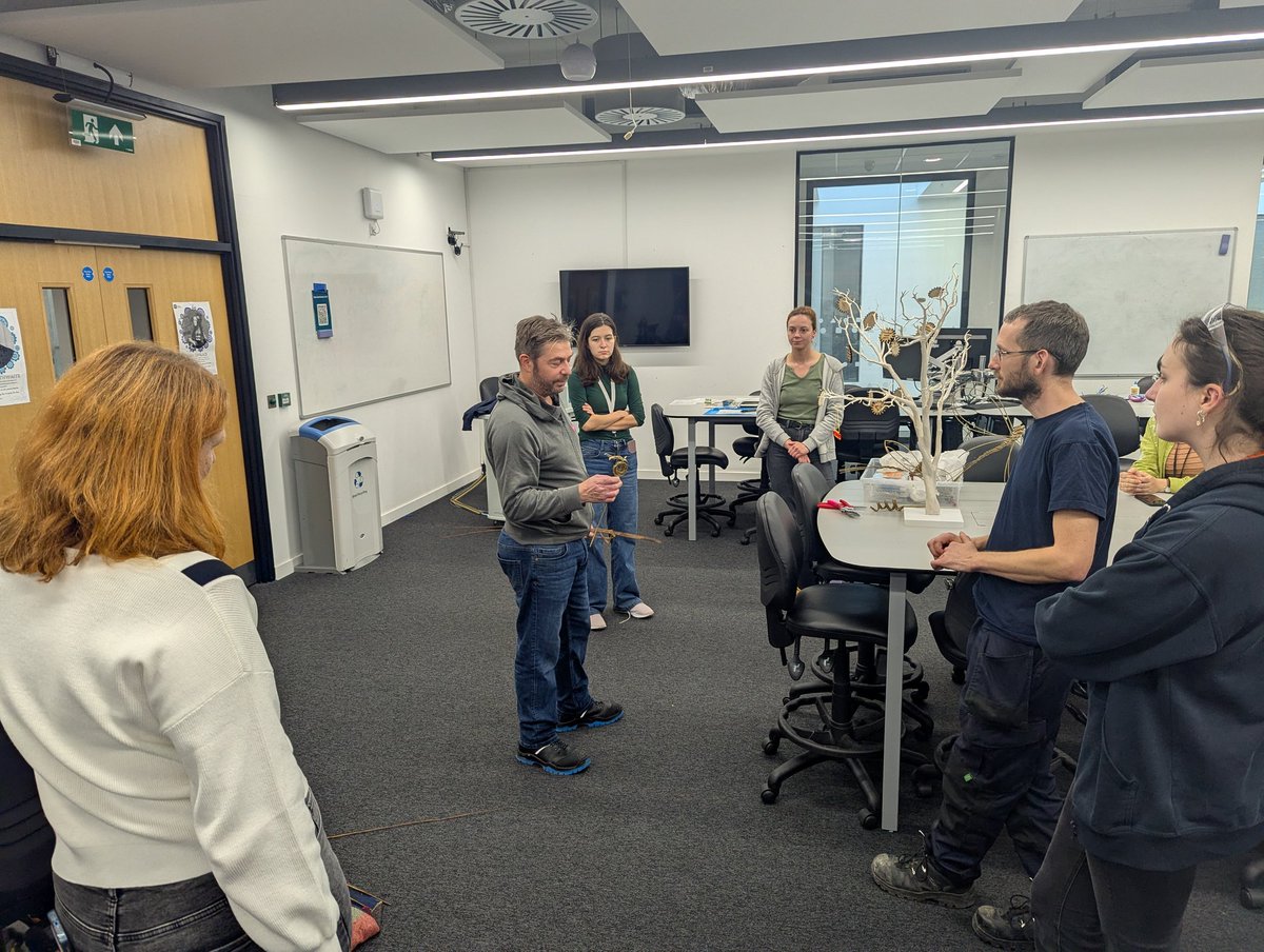 DrLizBish's tweet photo. An absolutely massive thank you to @kerry_truman for coming over to @UniofNottingham today to support our wobble week wellbeing maker clube session. We did some Willow weaving and added to the tree!
#wellbeing #makerclub #design #engineering https://t.co/k1izV62QSs
