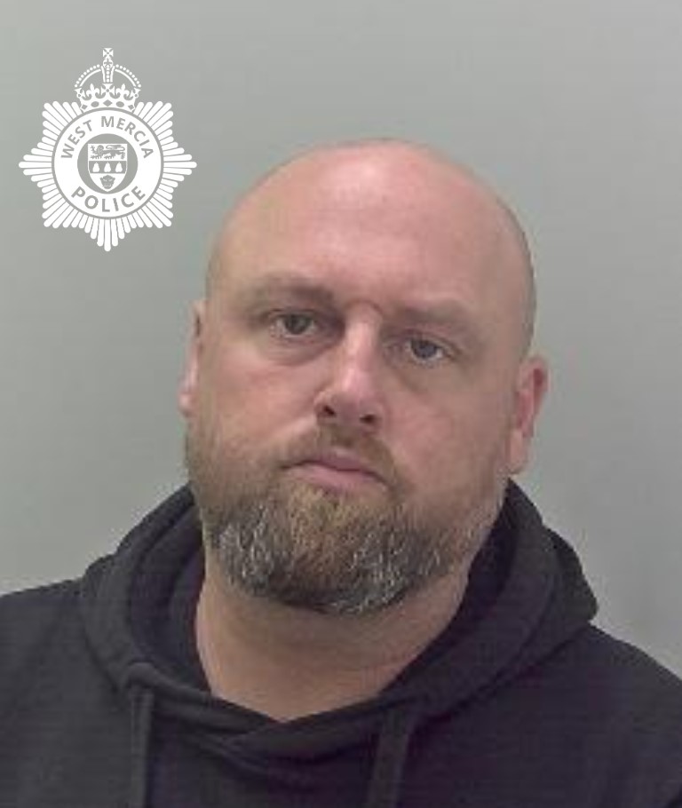 A Hereford drug dealer has been sentenced to 32 months for selling class A drugs into the city.

Matthew Hayward, 36, of Charles Witts Avenue, Hereford, was sentenced at Worcester Crown Court yesterday (Tuesday 5 November).

Read more ➡️ orlo.uk/QbZeL