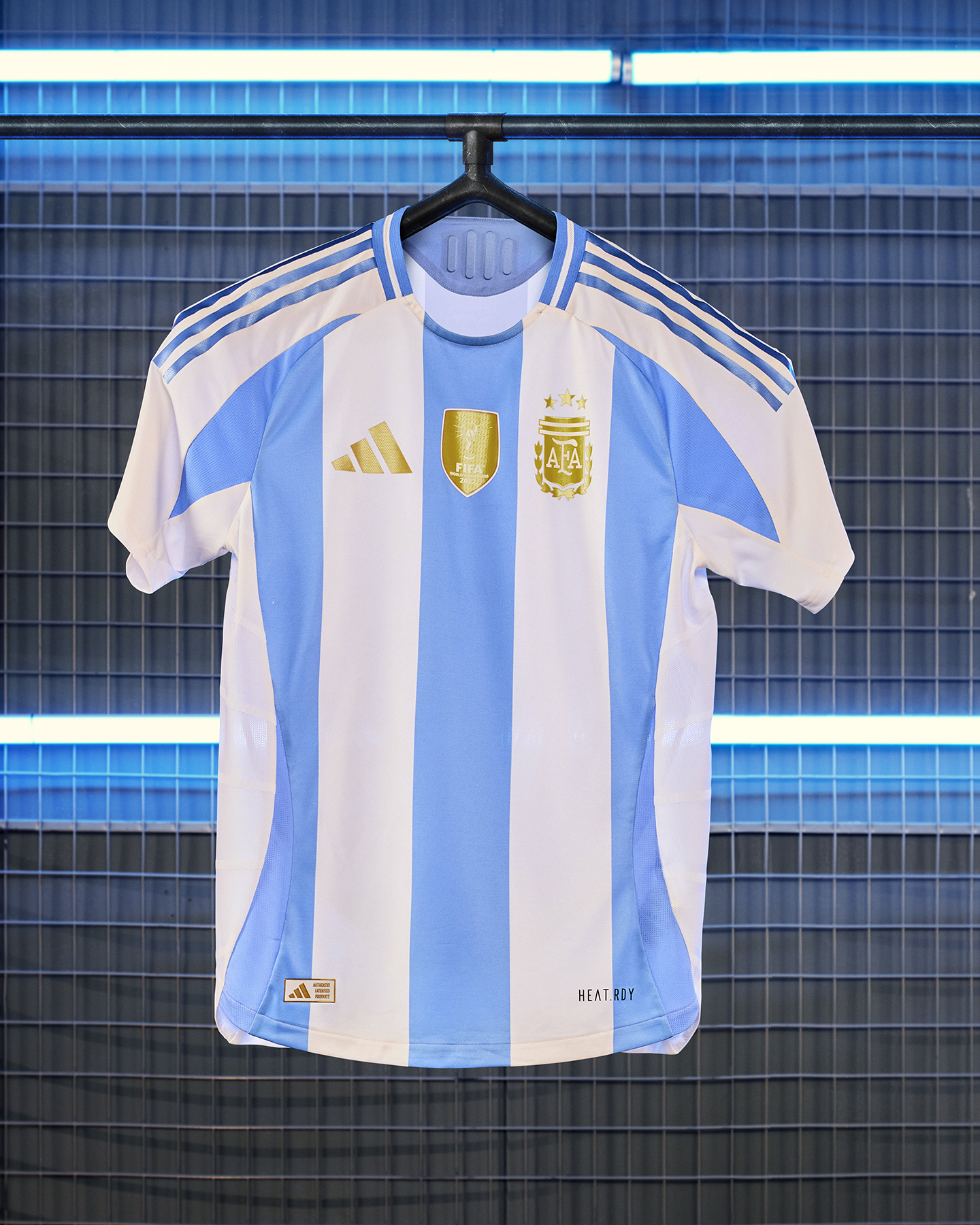 adidas alerts on X ENDS TONIGHT 40 OFF on adidas US. adidas Argentina 2024 Kits. Retail 100 150. Now 60 90 free shipping. https t k0xsNB92Ev ad https t WQYG6UMj03 X