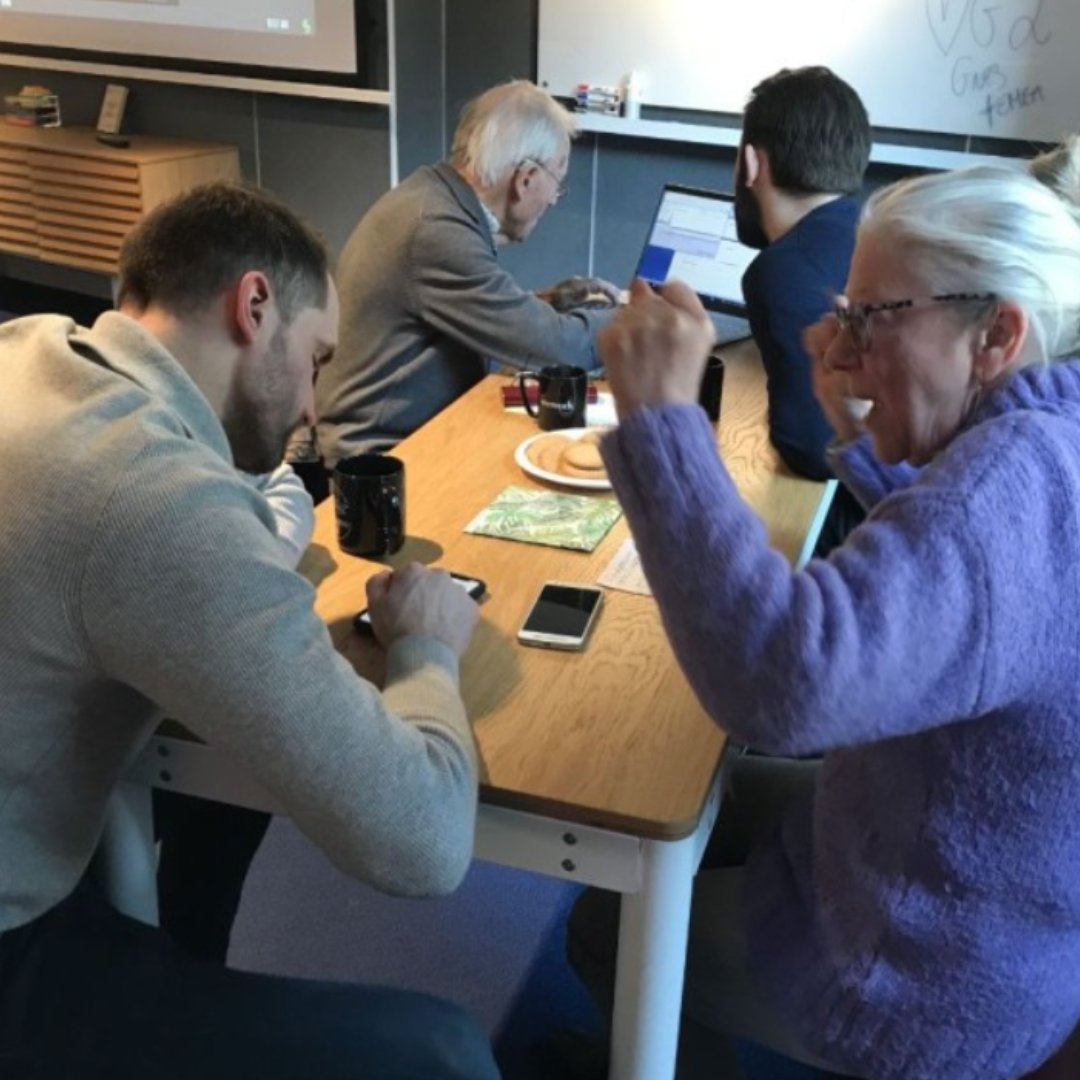 Companies are urged to contact  SocialBox.Biz when replacing their old tech. Read SocialBox.Biz's  October case study to learn about the impact of their laptop donation program on the lives of individuals who can not afford a computer.

socialbox.biz/socialbox-biz-…