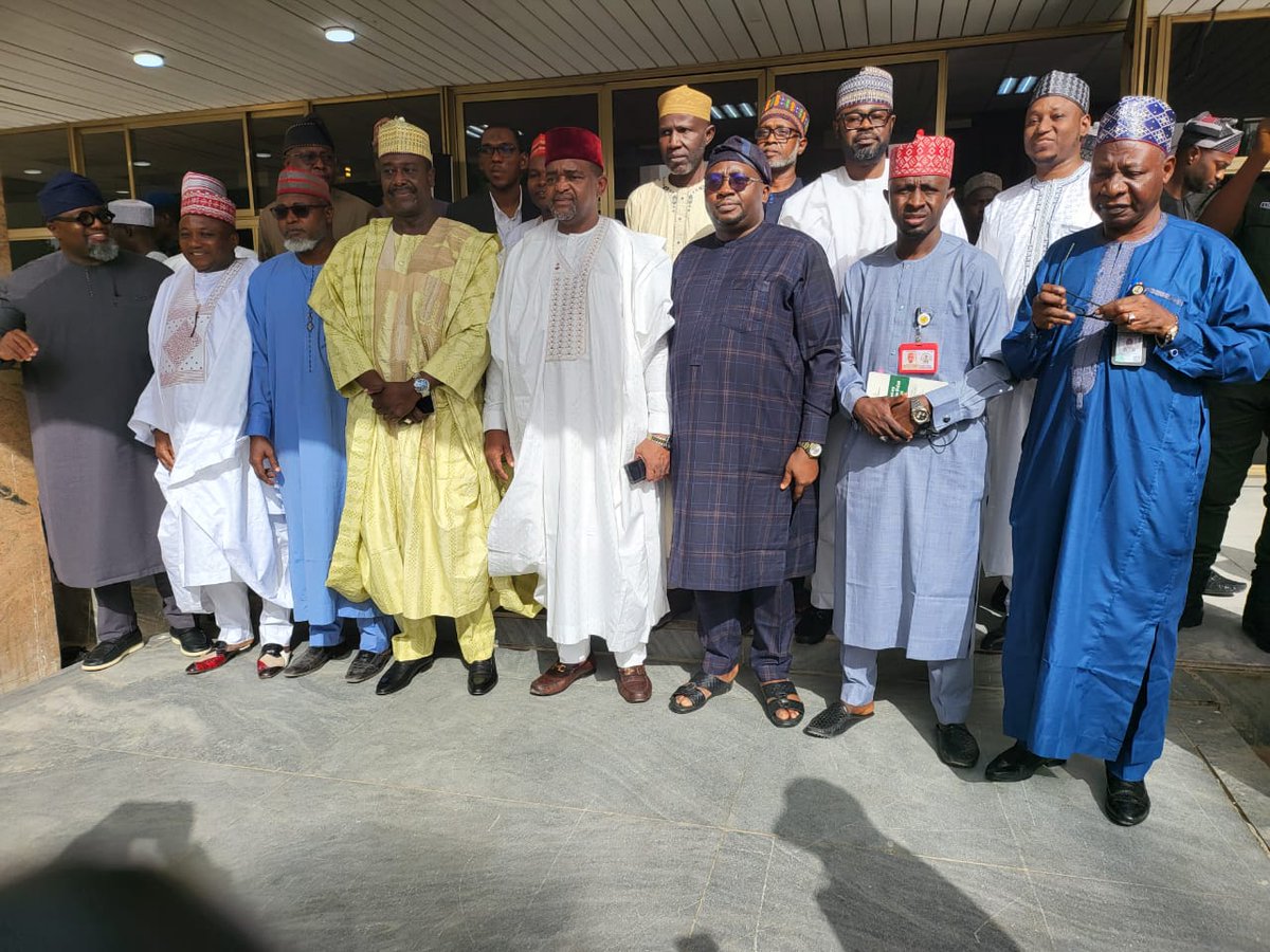 Worried about acts of vandalism and sabotage that plunged states in Northern Nigeria into blackout, Minister of Power, Chief Adebayo Adelabu on Thursday, October 31, 2024 embarked on a working visit to Kano region. 

Apart from visiting the Kano Electricity Distribution Company