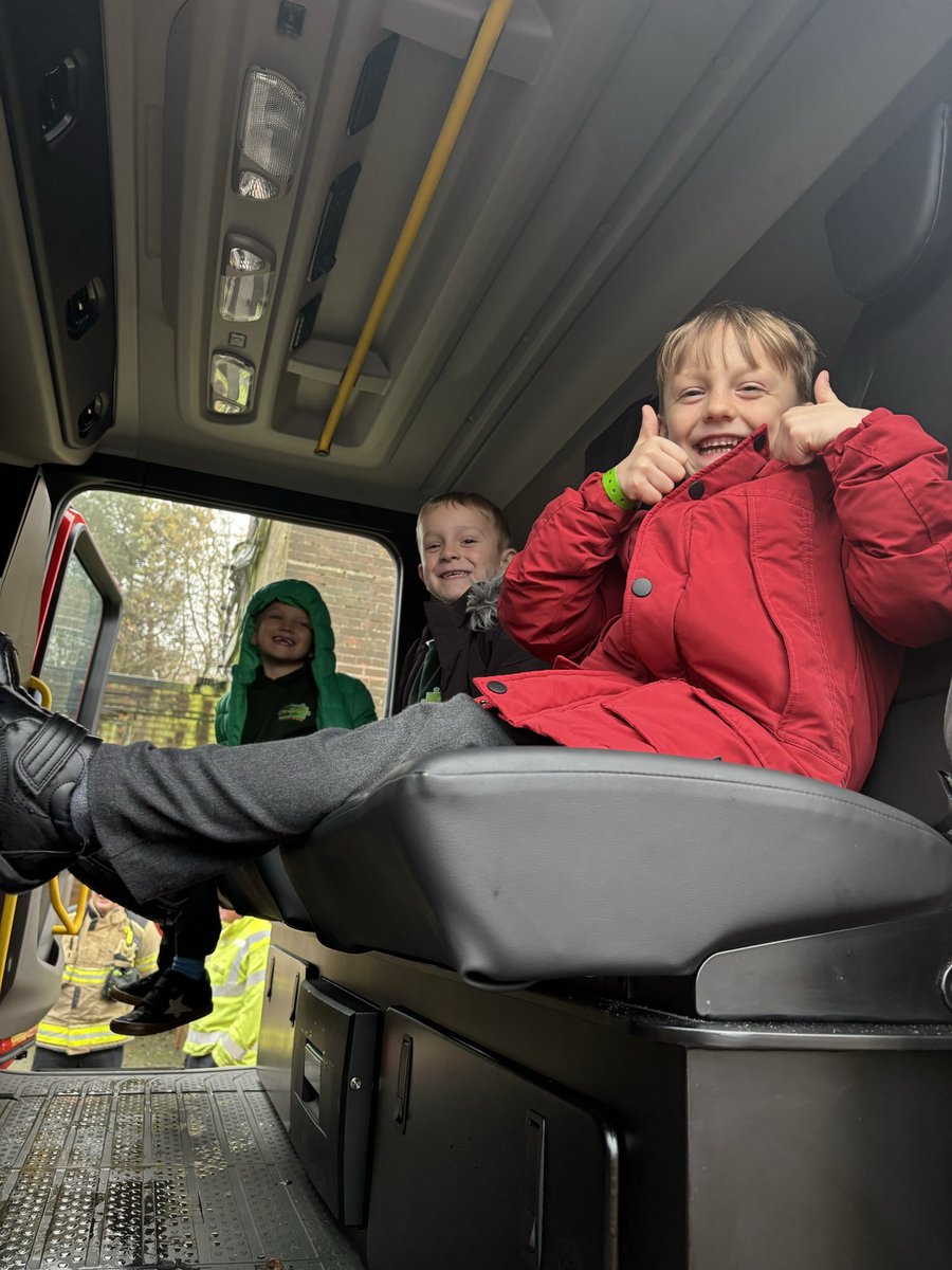 Ash Green Primary tweet media