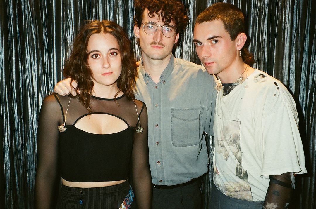 ¡ES HOY FOLKS! Nation Of Language por primera vez en Argentina 🤍🇦🇷

"Buenos Aires, we are here! Come help these Americans forget our troubles for a while"

HORARIOS
20:00 PUERTA
20:30 <a href="/mariacodino/">mariacodino</a> 
21:30 <a href="/notionofanguish/">Nation Of Language</a>