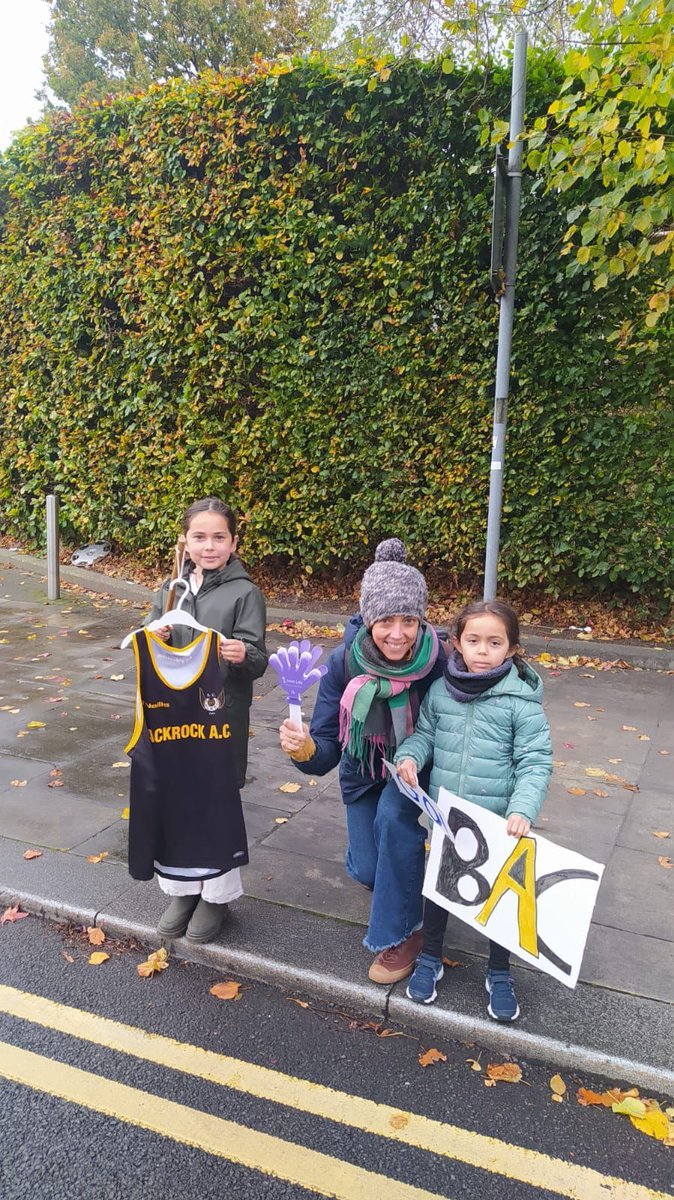 We love a good homemade banner or a club t-shirt repurposed as a flag! When the times got tough during DCM they definitely helped everyone dig deep. GO BLACKROCK AC!
#blackrockac