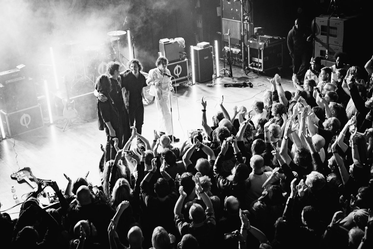 October Drift tweet media