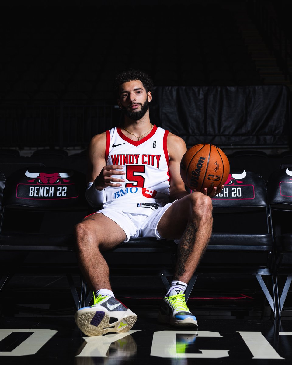 Play-Macher

#5 - Alex Schumacher
Guard - Seattle

#WindyCityNation