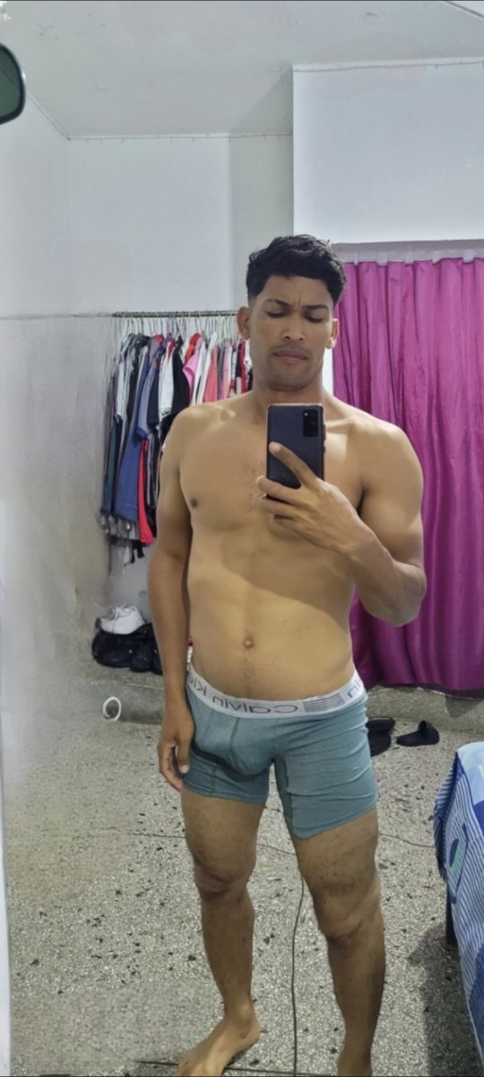 veneno191's tweet photo. Solo un poquito de 🔥☀️ 32° 🥵 https://t.co/TxiwKfOb5I