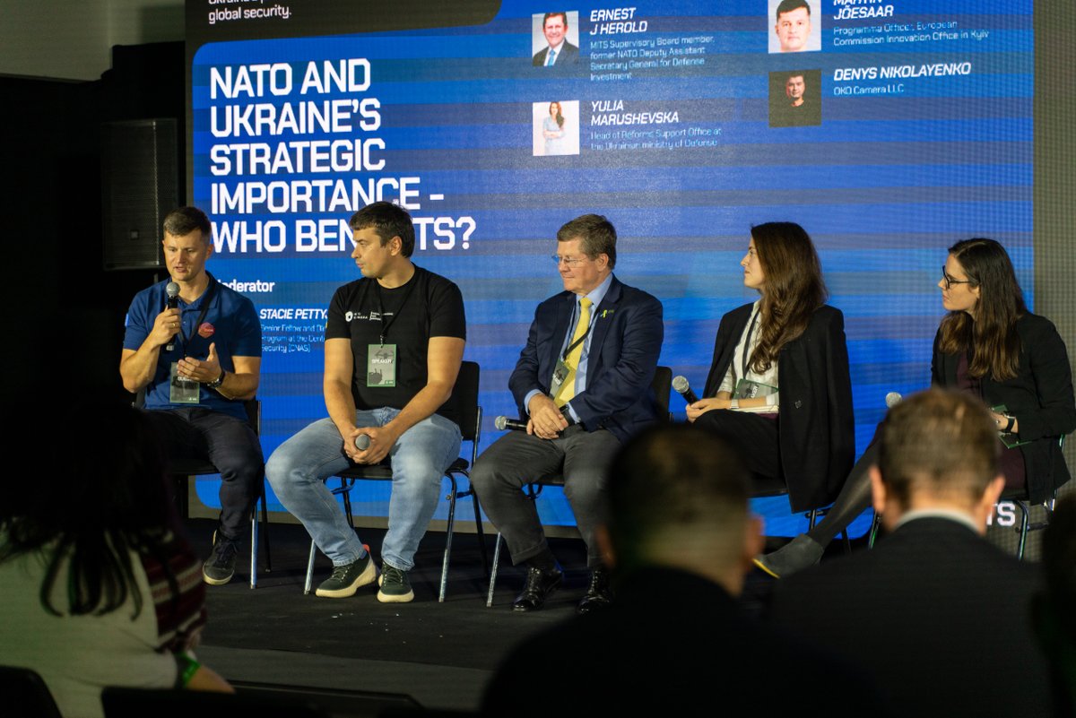 mitscapital (@mitscapital) on Twitter photo Following the MITS Forum, we have prepared a summary of the highlights of Panel 4: NATO and Ukraine's Strategic Importance - Who Benefits?
Moderator: <a href="/StaciePettyjohn/">Stacie Pettyjohn</a>, Senior Fellow and Director of the Defense Program at the Center for a New American Security (CNAS).
📌Yulia Following the MITS Forum, we have prepared a summary of the highlights of Panel 4: NATO and Ukraine's Strategic Importance - Who Benefits?
Moderator: <a href="/StaciePettyjohn/">Stacie Pettyjohn</a>, Senior Fellow and Director of the Defense Program at the Center for a New American Security (CNAS).
📌Yulia