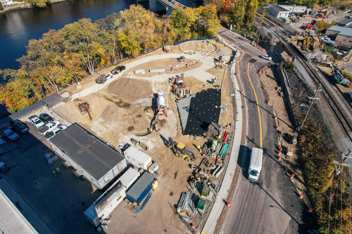 Dellbrook JKS (@dellbrookjks) on Twitter photo Looking for some of the best fall foliage views in MA? Look no further than The Beck by the <a href="/TheProcopioComp/">The Procopio Companies</a> in #Haverhill! 🍂 Check out The Beck's iconic autumn scenery and some site progress!
Leasing: livethebeck.com
Project Details: bit.ly/3FL2iwS Looking for some of the best fall foliage views in MA? Look no further than The Beck by the <a href="/TheProcopioComp/">The Procopio Companies</a> in #Haverhill! 🍂 Check out The Beck's iconic autumn scenery and some site progress!
Leasing: livethebeck.com
Project Details: bit.ly/3FL2iwS
