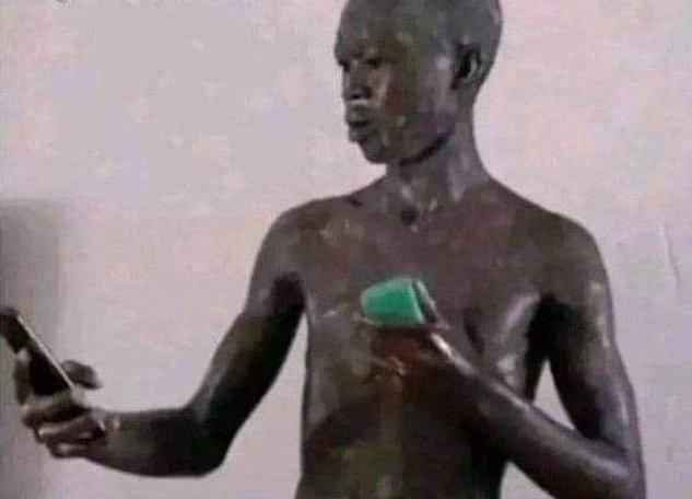 "Hey babe I'm sorry i won't make it, i've gone to see the chi Truck"