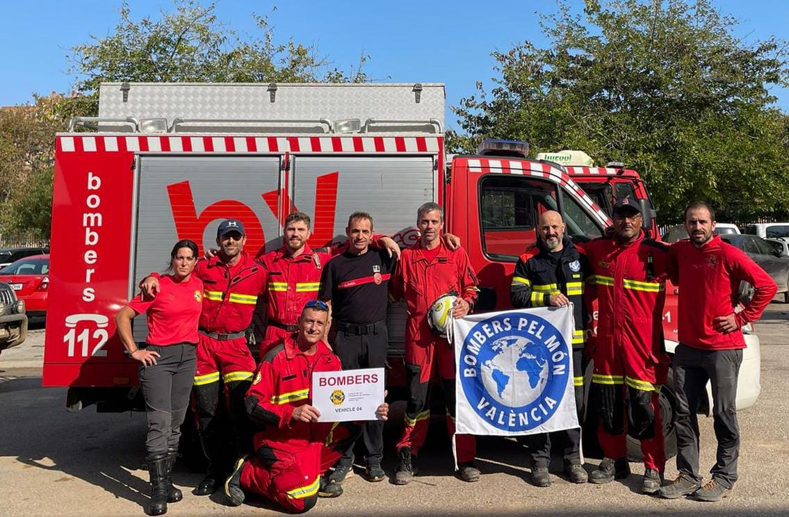 El nostre agraïment a <a href="/bomberspelmon/">BOMBERS PEL MÓN</a> per la seva ajuda i col·laboració en el nostre desplaçament al País Valencià a la zona afectada per la DANA.
