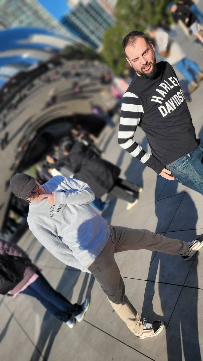 TimeBombTom tweet media