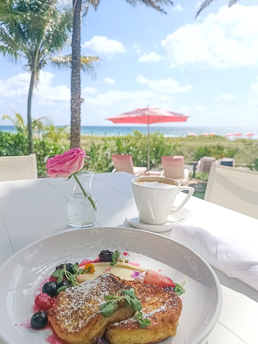 GrandSurfside's tweet photo. Breakfast routine #grandsurfside style. https://t.co/mS0fv1uiwE
#breakfastwithaview #laplage #miami #surfsidefl #morningbliss https://t.co/b8GiV94SB4