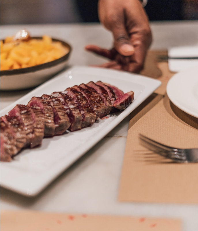 TASTmallorca's tweet photo. La sensatez y el estómago vacío no se la llevan bien.

▪️Horario continuo de lunes a sábado desde 13h hasta medianoche
▪️Reservas online en https://t.co/3FYHUPZz4t
▪️☎️ 971 72 98 78

#SienteTast #restaurantespalmademallorca #tapeoypinchosenpalma #palmacity #TastUnion https://t.co/PzO3vBJoDA