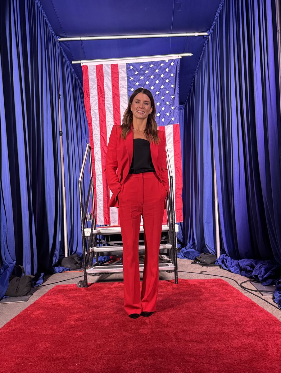 DanicaPatrick's tweet image. We did it. 🇺🇸