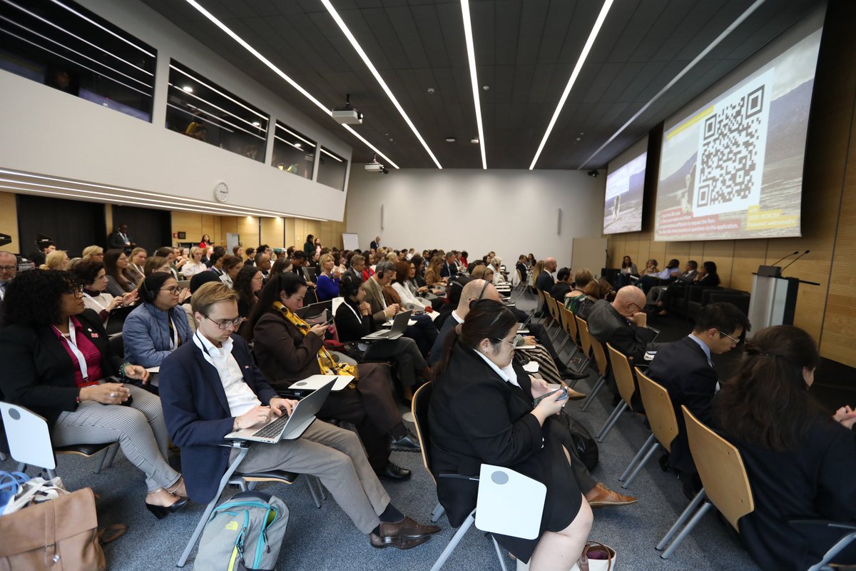 Helen Obregón Gieseken tweet media