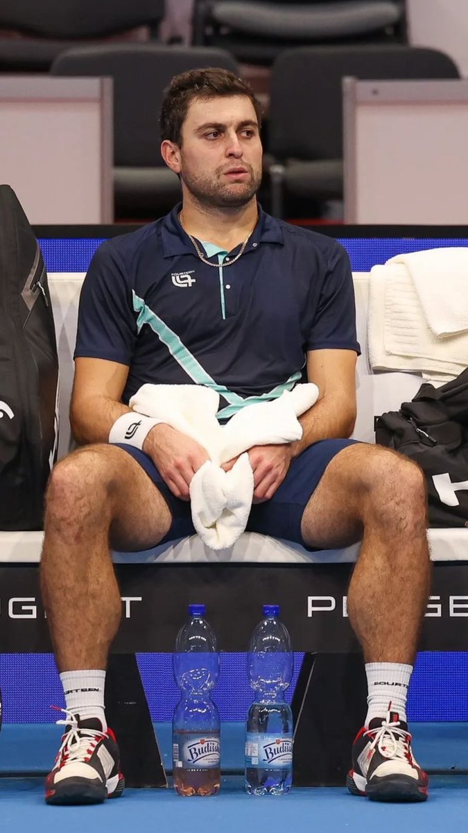 Davai_Aslan's tweet photo. Wallpaper Wednesday ❤️

Look at these wonderful pictures of Aslan 😍😍✨ (1/2)

@AsKaratsev | #SlovakOpen 
📷: tenipocom, https://t.co/FJyTi95TQa https://t.co/owO30Q4WVs