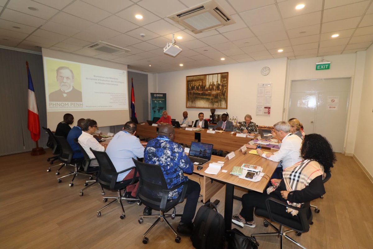 Inst. Pasteur Bangui (@i_p_bangui) on Twitter photo 5-8 novembre 2024 : la CESRI au #Cambodge !
Pour le <a href="/PasteurNetwork/">Pasteur Network</a> , c’est une date importante ! En ce moment, à Phnom Penh, 11 experts et un membre externe de la Commission d'Évaluation Scientifique sont en pleine évaluation des travaux de nos chercheurs. 5-8 novembre 2024 : la CESRI au #Cambodge !
Pour le <a href="/PasteurNetwork/">Pasteur Network</a> , c’est une date importante ! En ce moment, à Phnom Penh, 11 experts et un membre externe de la Commission d'Évaluation Scientifique sont en pleine évaluation des travaux de nos chercheurs.