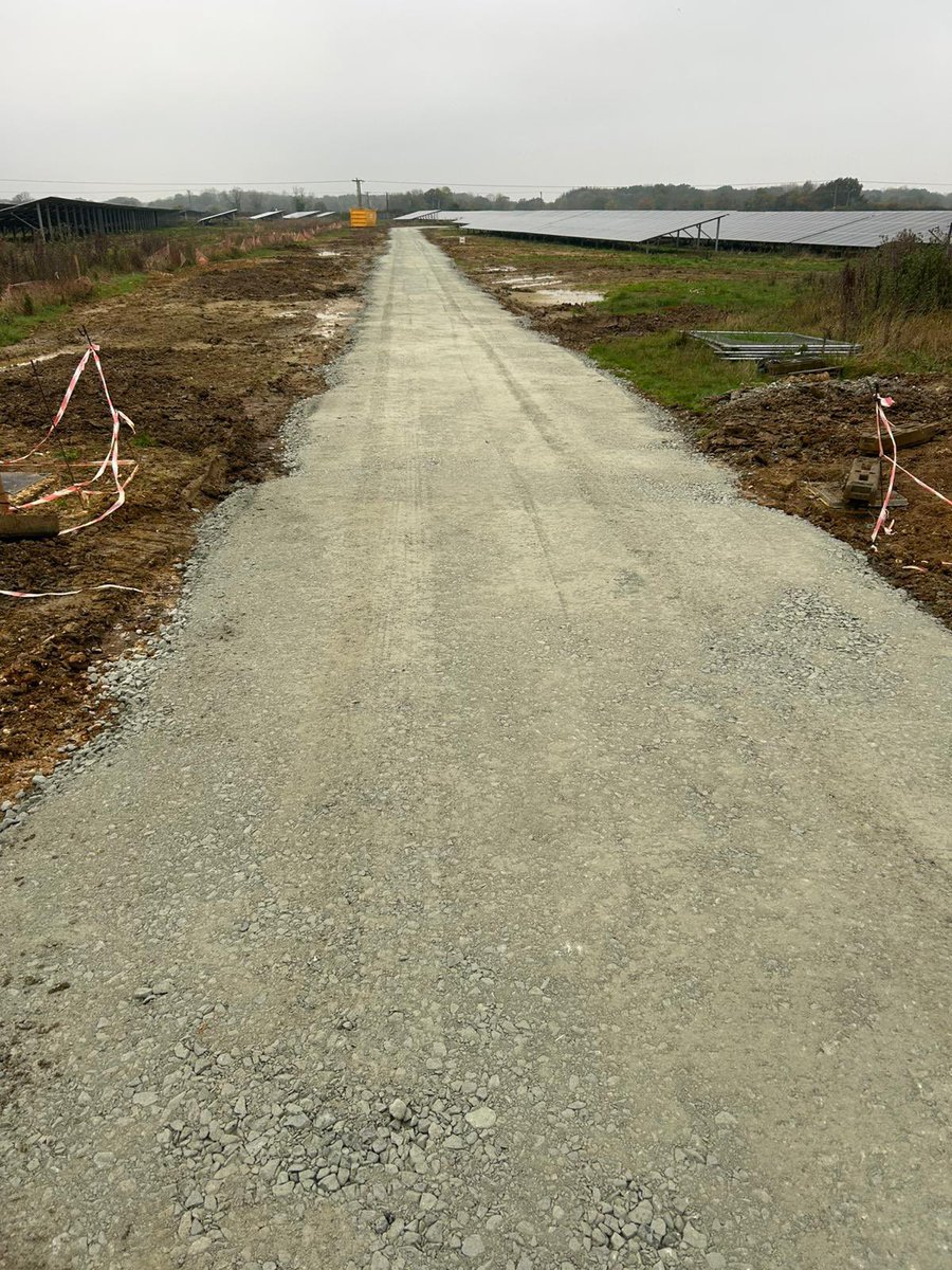 Back to a solar site in Norwich this week, to give 5000m2 of roads a final type 1 topping prior to the site being handed over