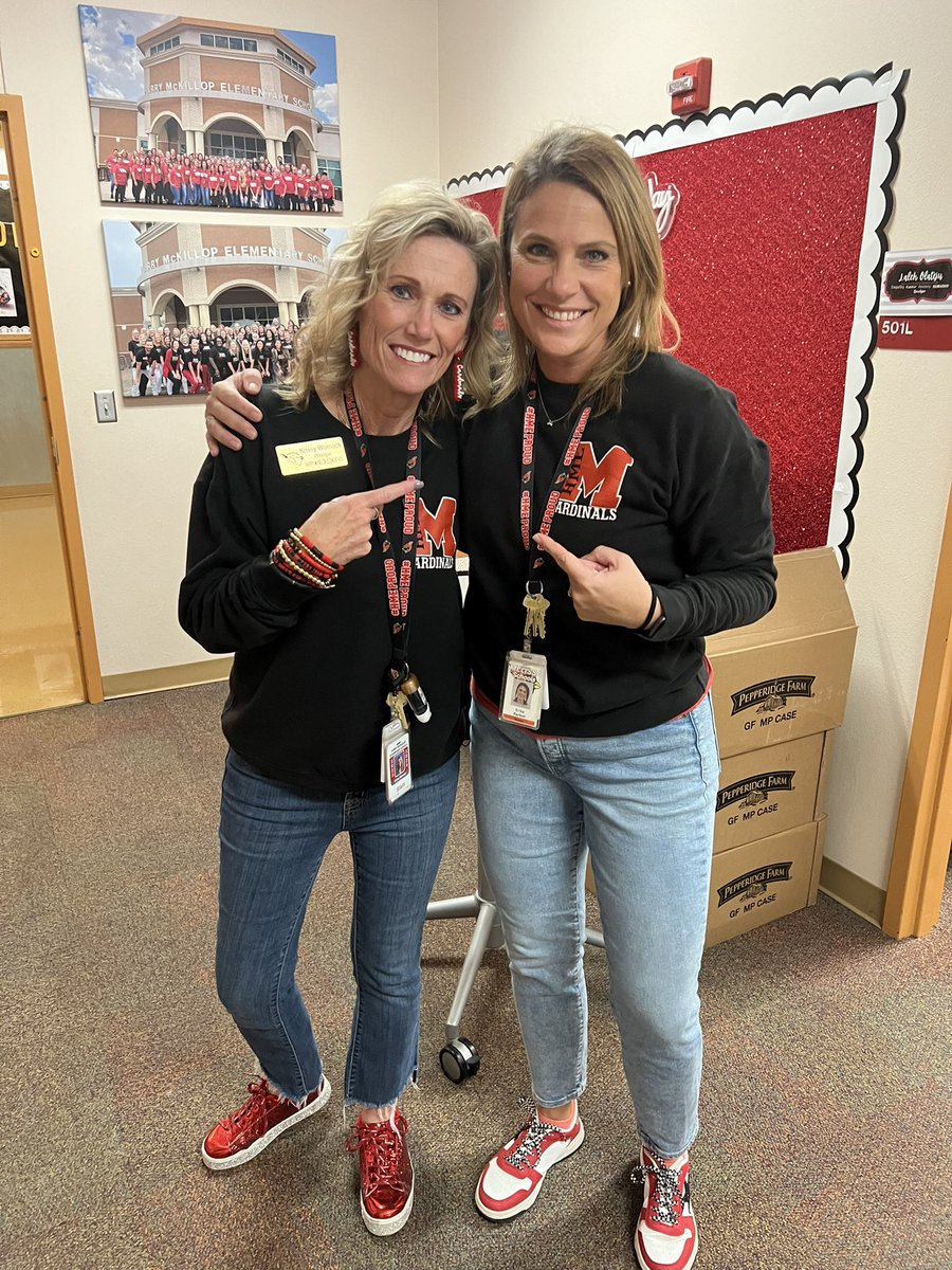 The team that twins together, stays together! ❤️🖤 <a href="/krissywomack3/">Krissy Womack</a> #HMEproud